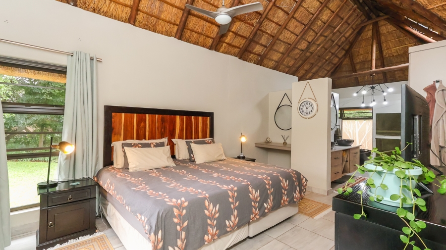 2 Bedroom Property for Sale in Lakeland North West